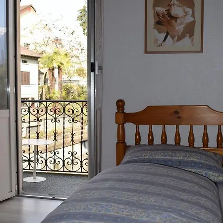 Vecchia Couette-café Locarno